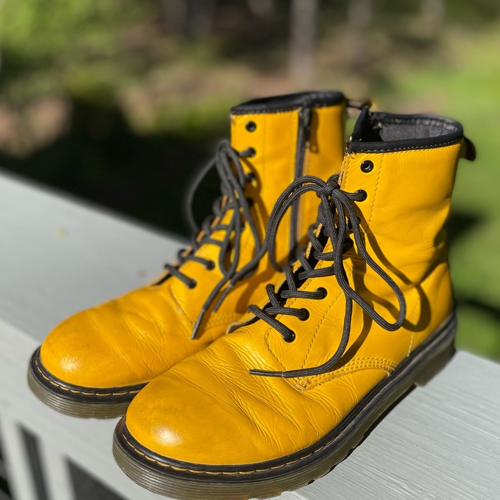 Dr. Marten’s boots. Size 6 (big kids/womens).